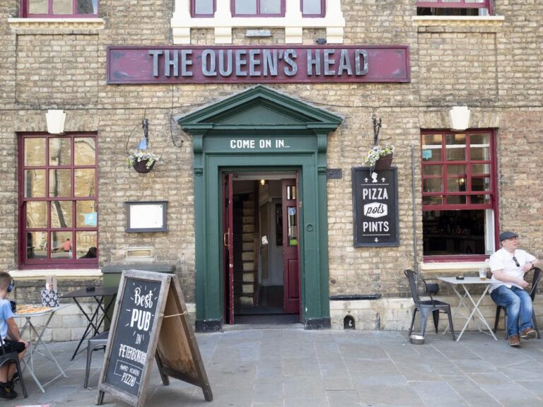 The Queens Head Peterborough Review 1 768x576