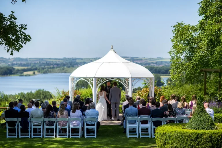 VictoriaJacob 153 Web.jpg 768x512