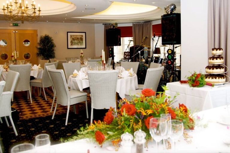 queens head 20160802114529215 768x512