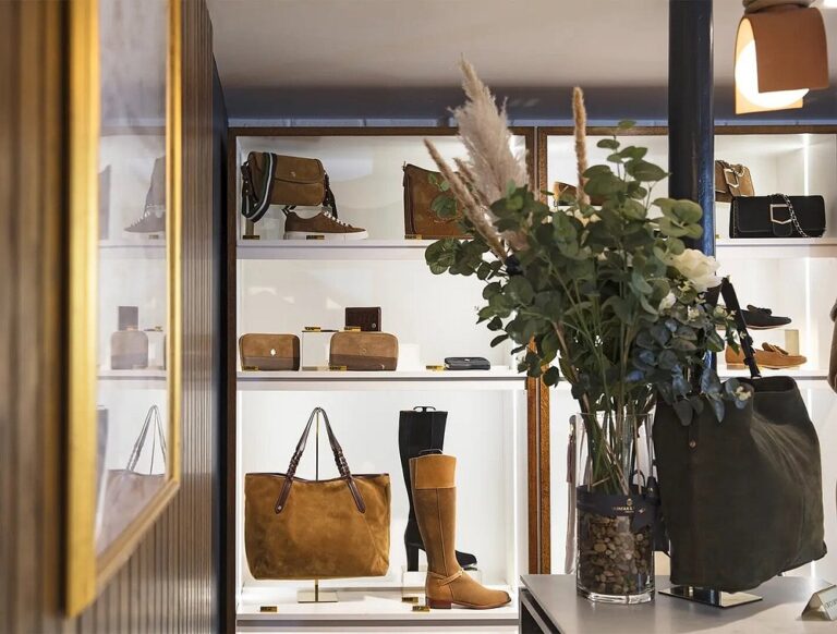 the beautiful interior 2 768x582