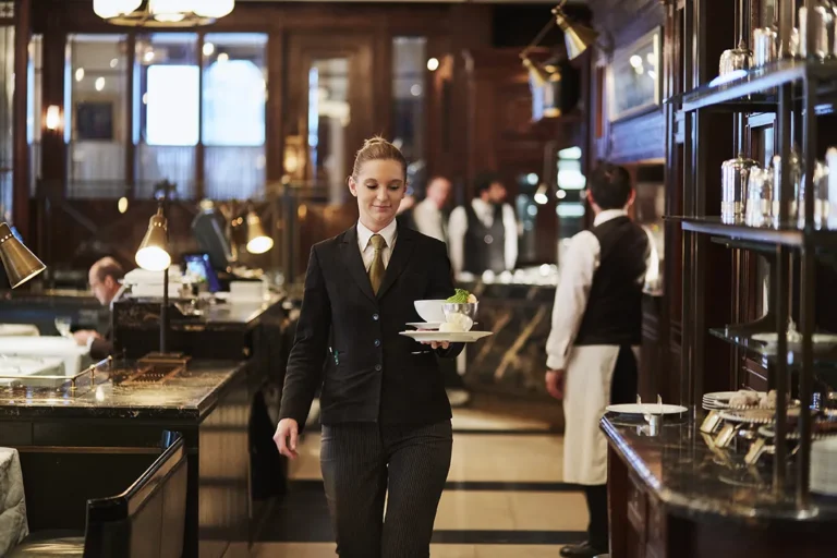 Delaunay int17 jpg 768x512